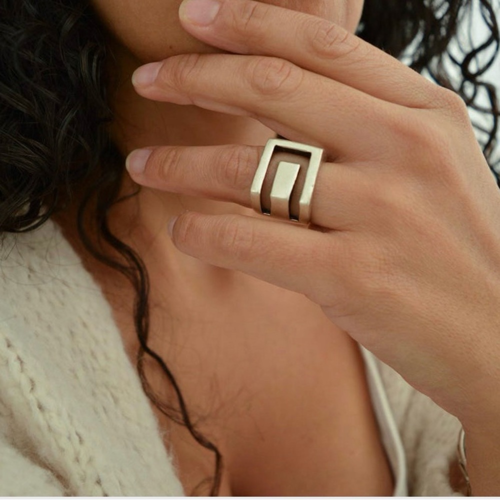 Antique silver ring, size 7 Geometric style